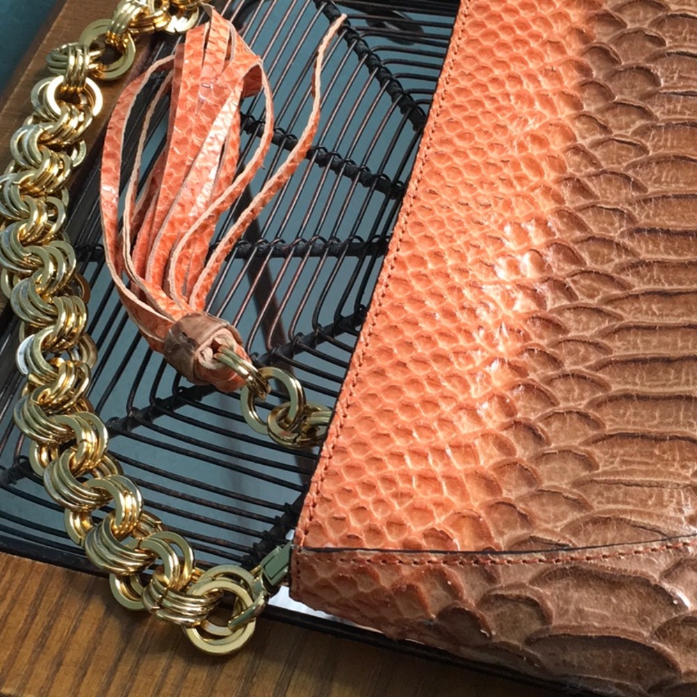 BCBG Max Azria Signature Python Snakeskin Purse - Picture 4 of 8